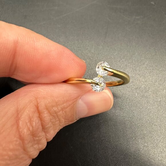 Vintage Ring Gold Tone Two White Rhinestones Retro Modern About Size 7.5 - Picture 6 of 8